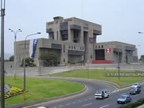 Foto del museo de la nacion en San Borja Lima Peru